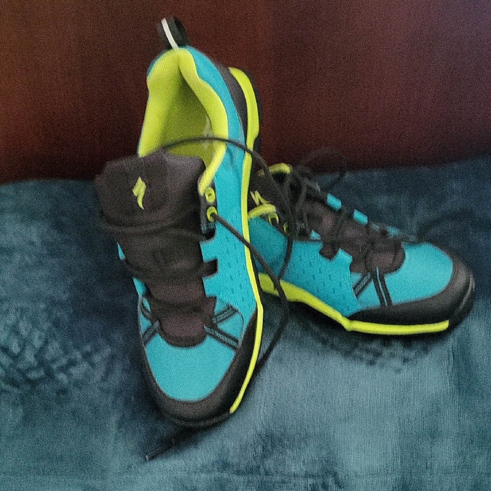 Specialized Teal and Black Athletic Cycling Spd  Shoes